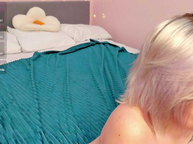 MiaFerd live cam on BongaCams