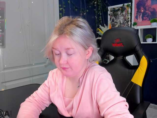 MiaFerd live cam on BongaCams