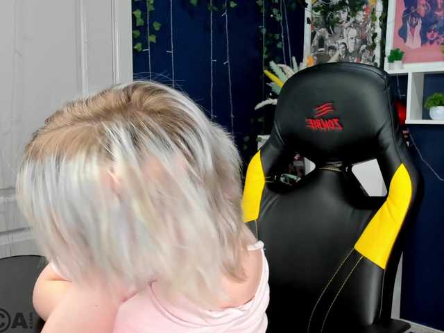 MiaFerd live cam on BongaCams