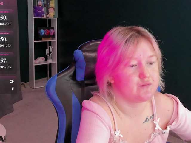MiaFerd live cam on BongaCams
