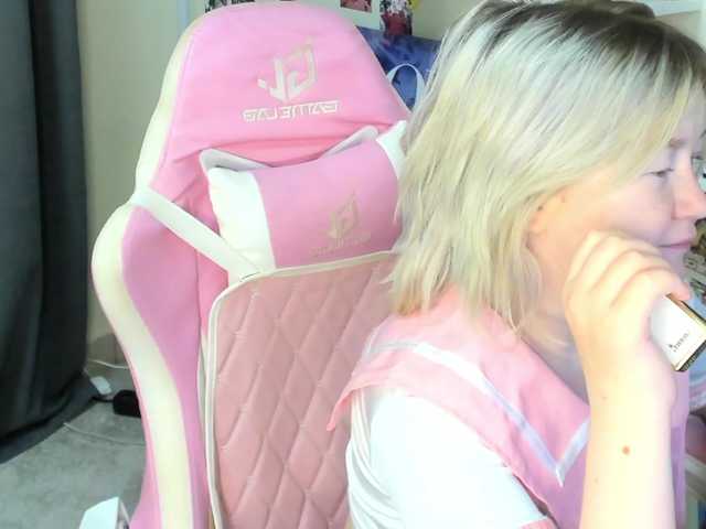 MiaFerd live cam on BongaCams