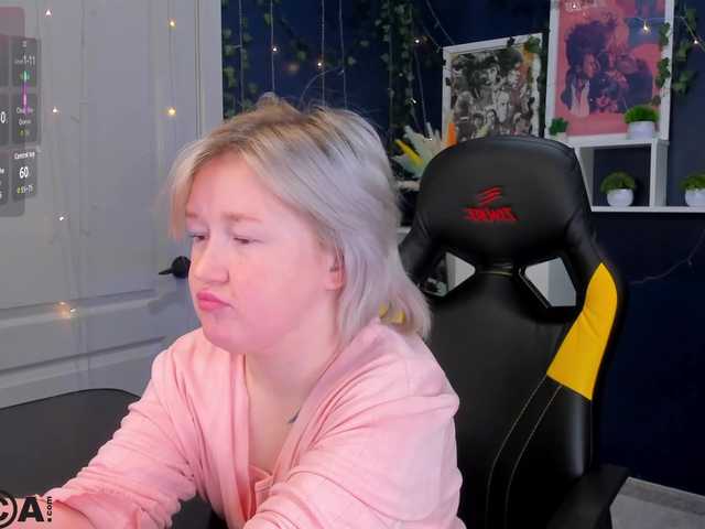MiaFerd live cam on BongaCams