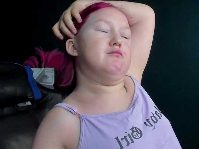 MiaFerd live cam on BongaCams