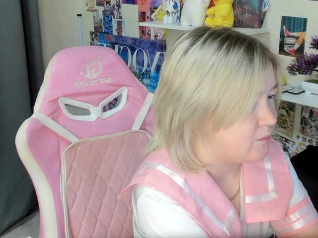 MiaFerd live cam on BongaCams
