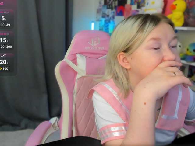 MiaFerd live cam on BongaCams