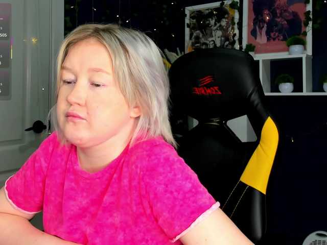 MiaFerd live cam on BongaCams