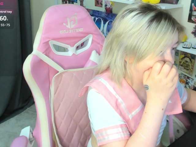MiaFerd live cam on BongaCams