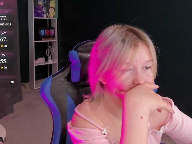MiaFerd live cam on BongaCams