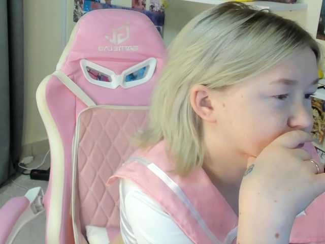 MiaFerd live cam on BongaCams