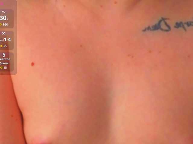 MiaFerd live cam on BongaCams