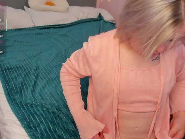 MiaFerd live cam on BongaCams