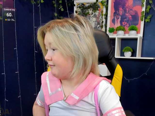 MiaFerd live cam on BongaCams