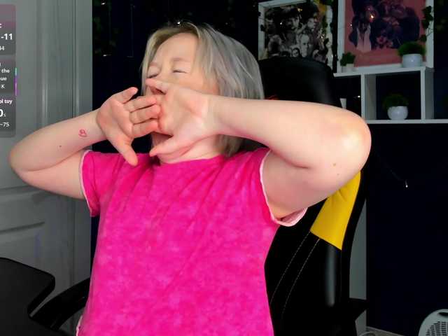 MiaFerd live cam on BongaCams