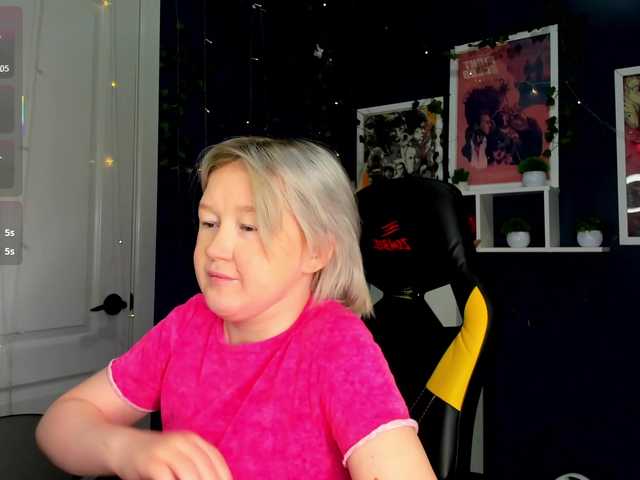 MiaFerd live cam on BongaCams