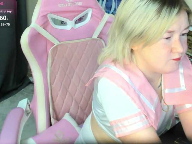 MiaFerd live cam on BongaCams