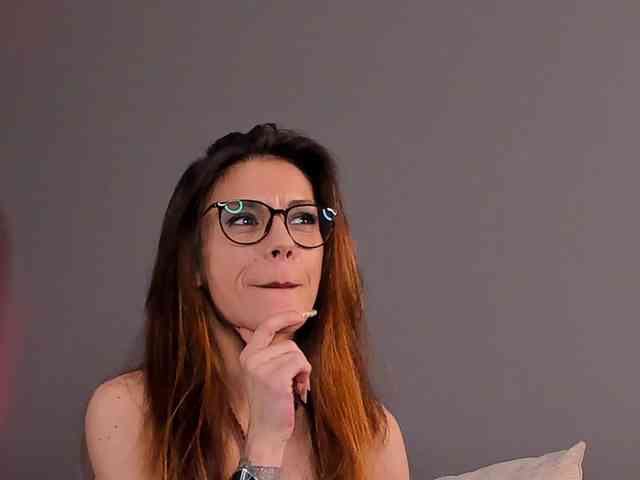 ElisBelle webcam