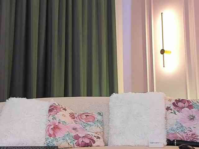ElisBelle webcam