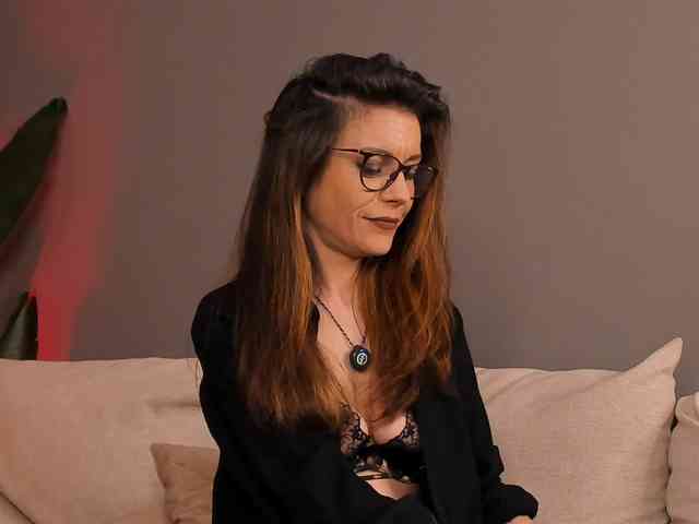 ElisBelle webcam