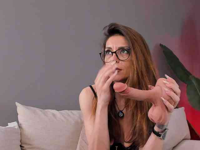 ElisBelle webcam