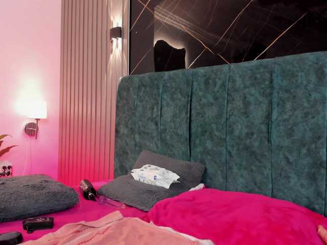 EmmaSteele webcam