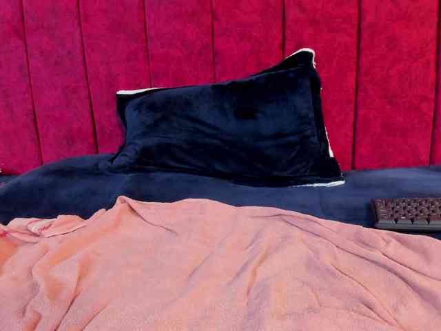 EmmaSteele webcam