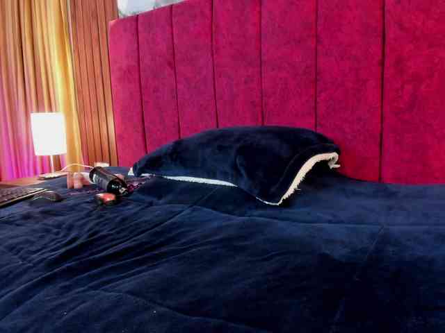 EmmaSteele webcam