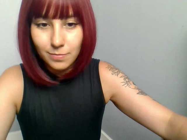 ZaraHot live cam on BongaCams