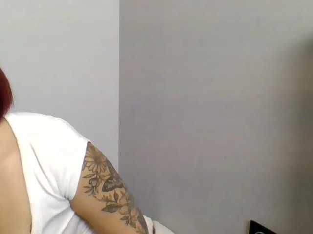 ZaraHot live cam on BongaCams