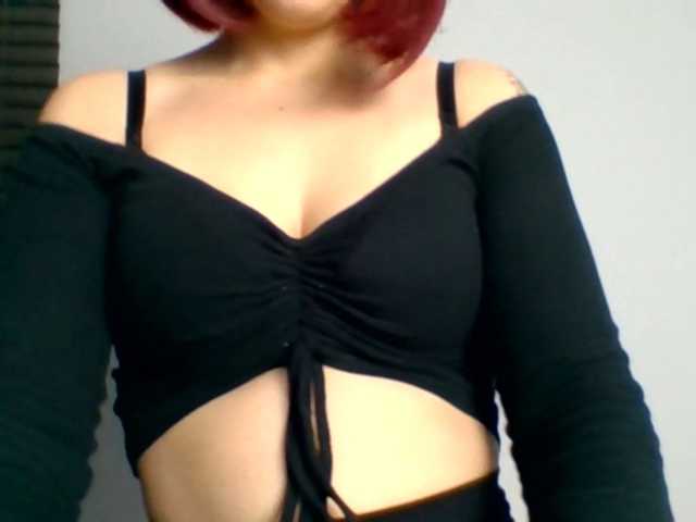 ZaraHot live cam on BongaCams