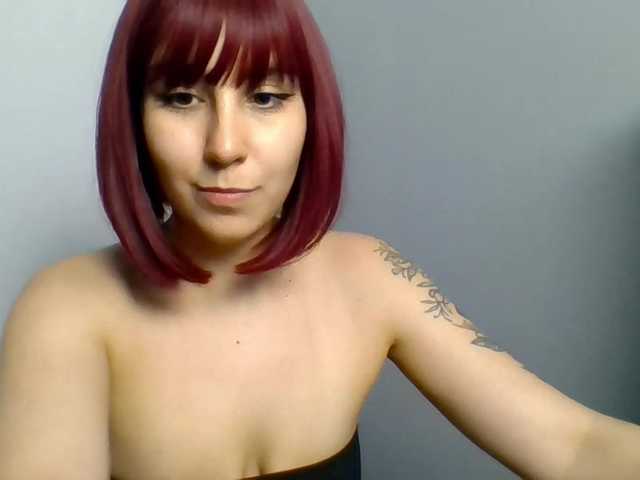 ZaraHot live cam on BongaCams