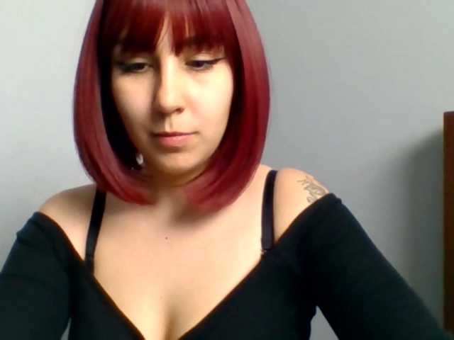 ZaraHot live cam on BongaCams
