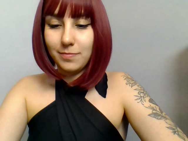 ZaraHot live cam on BongaCams