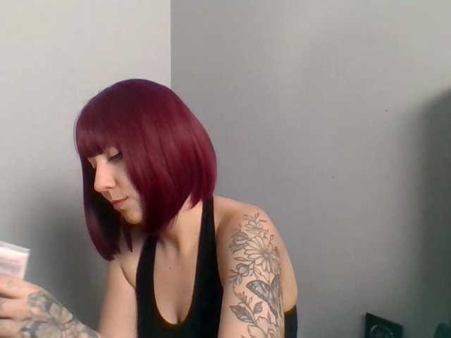 ZaraHot's BongaCams show and profile