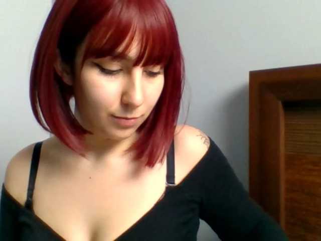 ZaraHot live cam on BongaCams