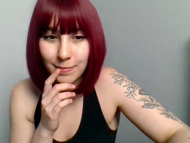 ZaraHot's BongaCams show and profile