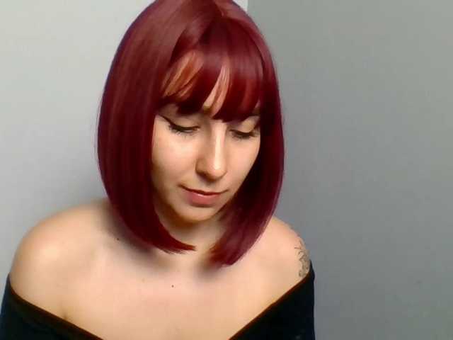 ZaraHot live cam on BongaCams