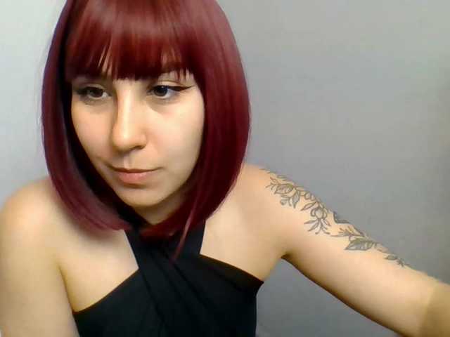 ZaraHot live cam on BongaCams
