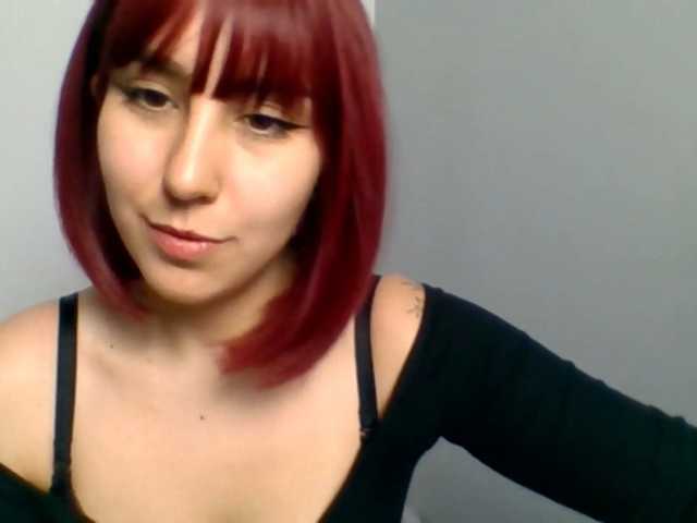 ZaraHot live cam on BongaCams