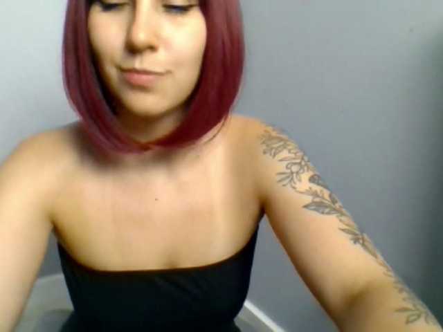ZaraHot live cam on BongaCams
