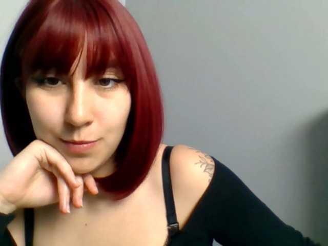 ZaraHot live cam on BongaCams