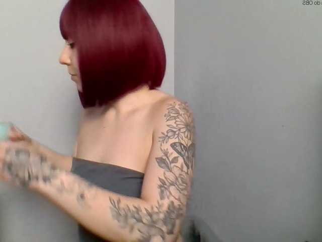 ZaraHot's BongaCams show and profile