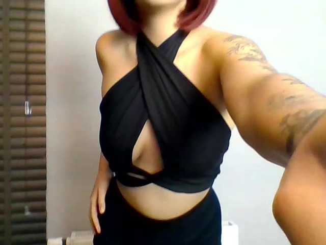 ZaraHot live cam on BongaCams