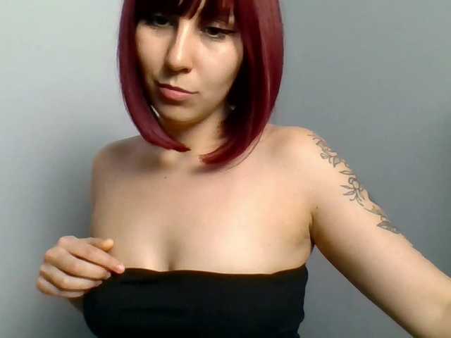 ZaraHot live cam preview