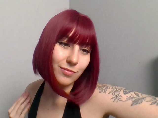 ZaraHot's BongaCams show and profile