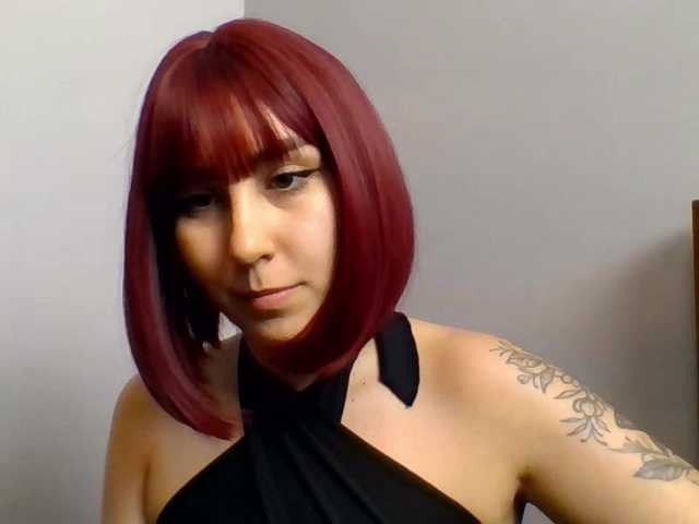ZaraHot live cam on BongaCams