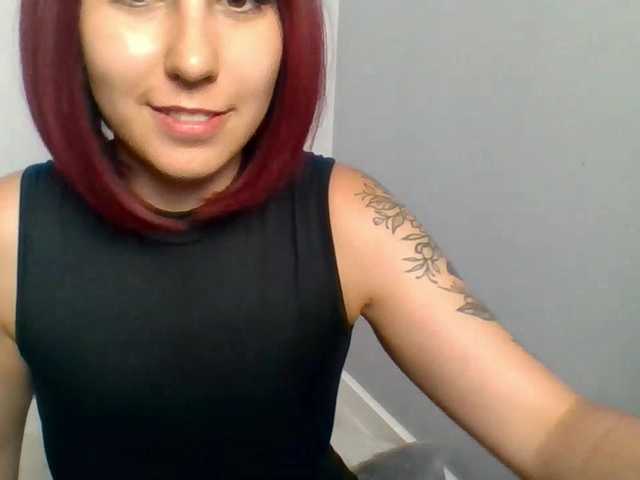 ZaraHot live cam on BongaCams
