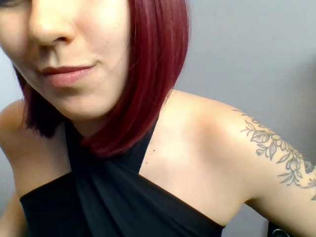 ZaraHot live cam on BongaCams
