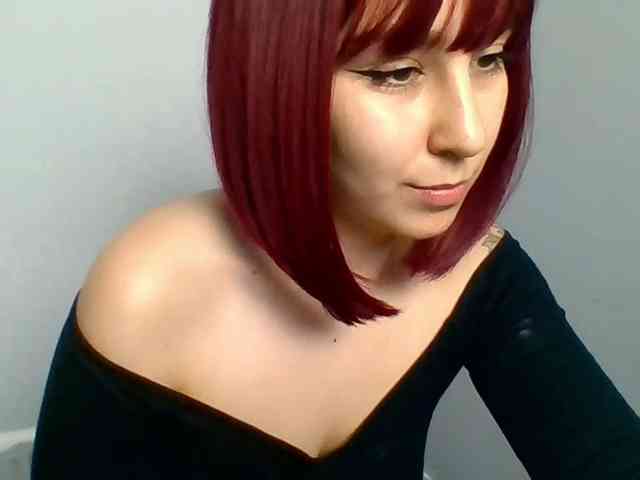 Model: ZaraHot