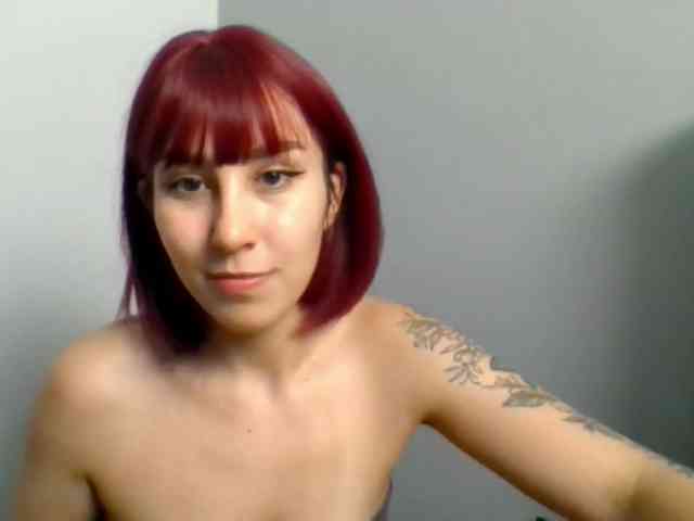 ZaraHot Live Webcam on BongaCams