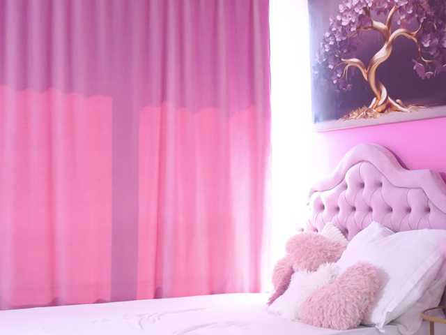 AnnSoleil live webcam show